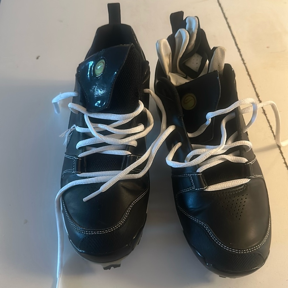 Nike sports cleats never worn